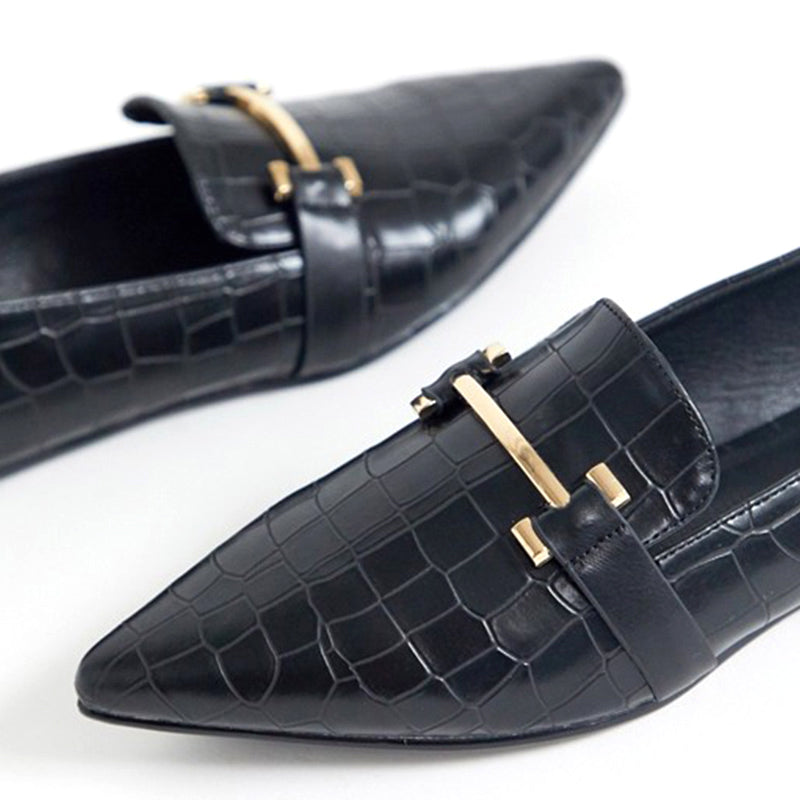 Women Business Pointed Flat Shoe