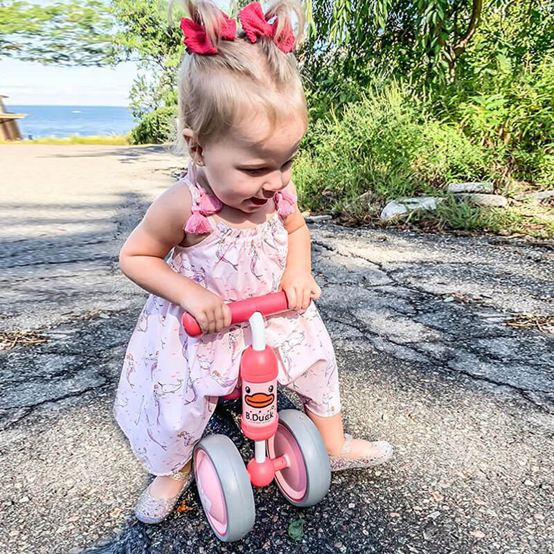 Baby girl store ride on toys