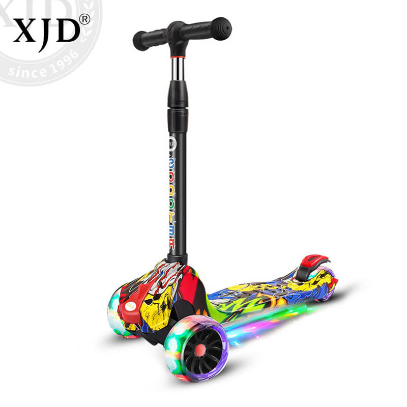 3-Wheel  Kids Kick Scooter With Flashing Wheels | XJD BABY